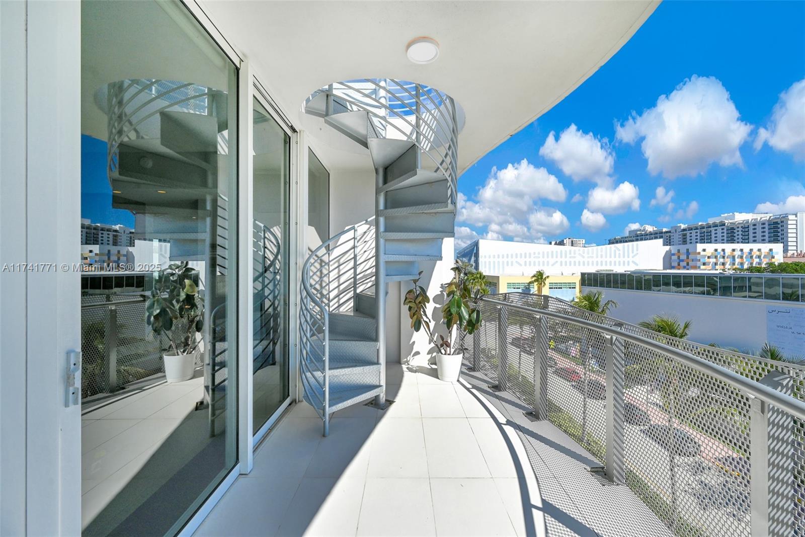 ARTEPARK SOUTH CONDO - Residential