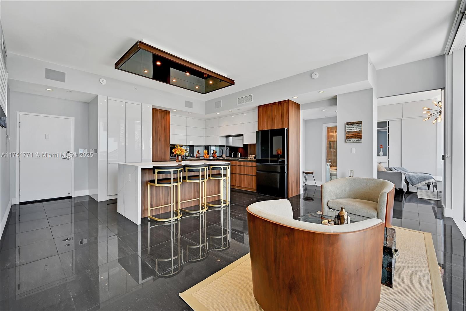 ARTEPARK SOUTH CONDO - Residential