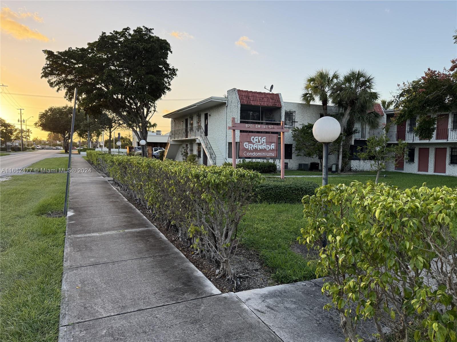 Casa Granada Condominium. First floor unit. Renovated. Granite countertops, SS appliances, tile floors. Nice balcony. Good schools.