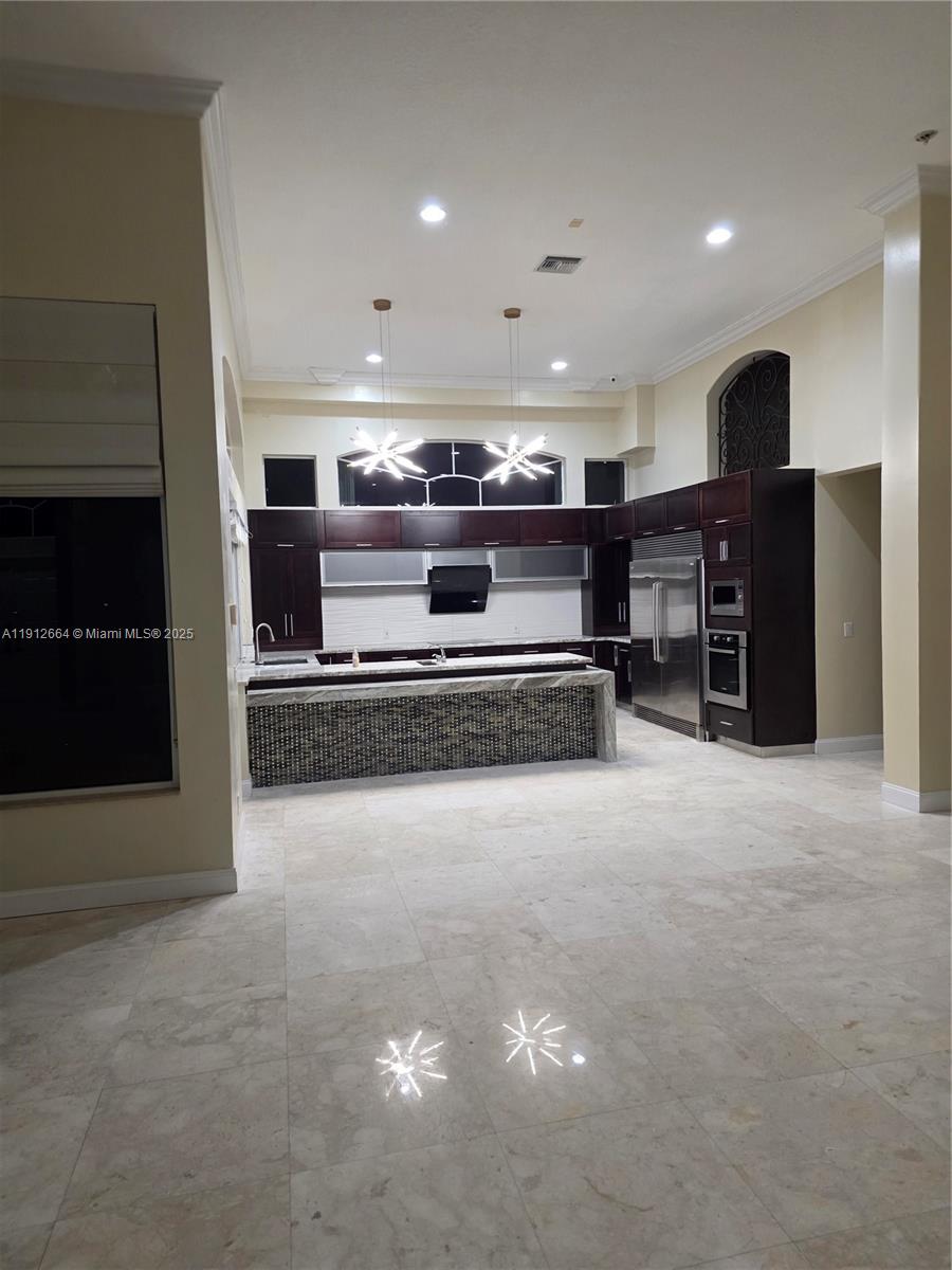 321 Windmill Palm Ave