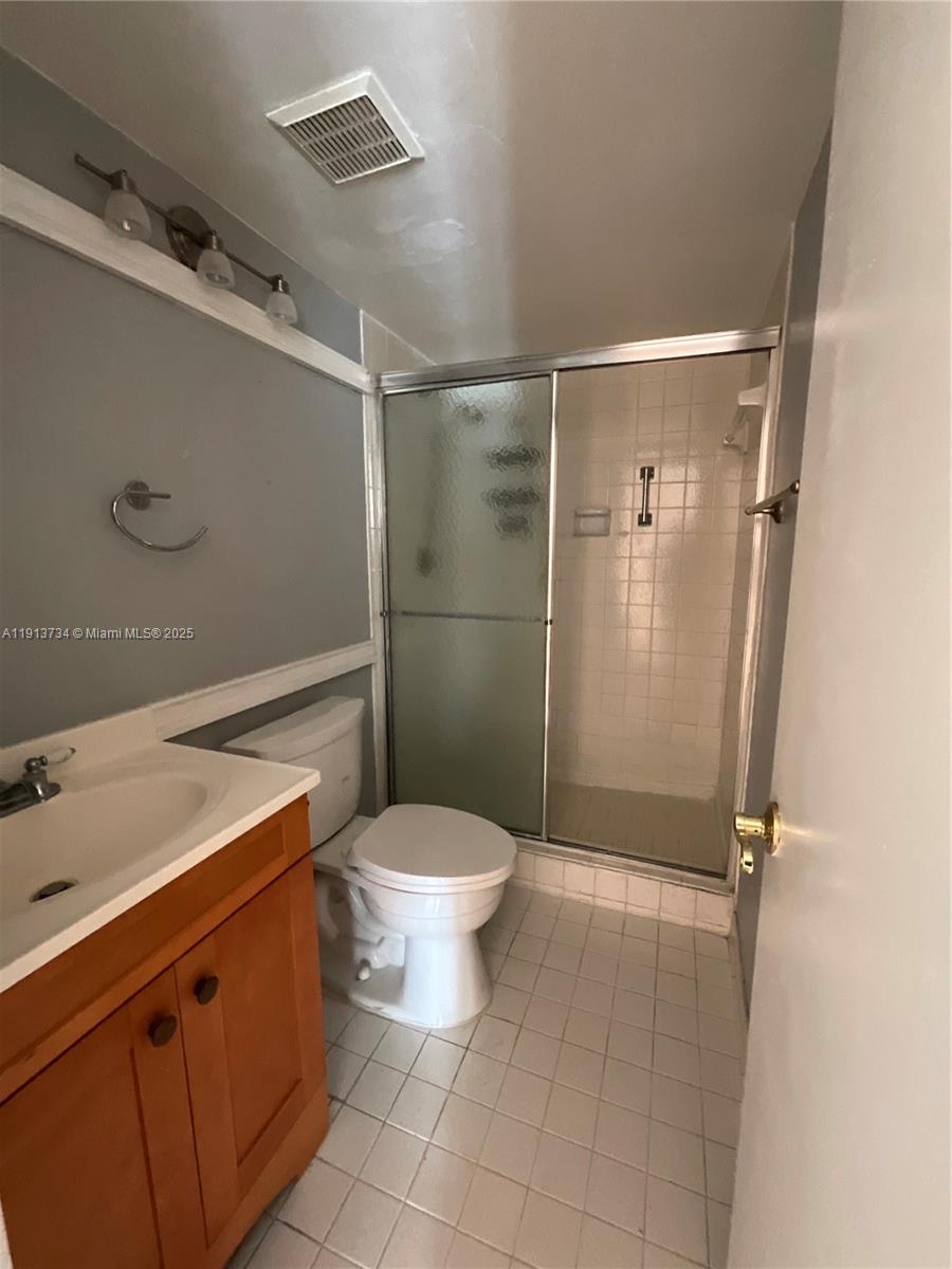 CHARTER CLUB CONDO - Residential