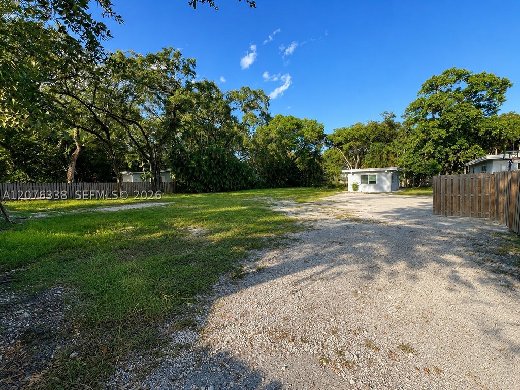 Photo of 3981 SW 58th St #B, Dania Beach, FL 33312 (MLS # A12076338)