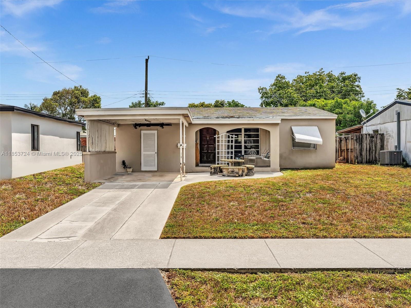 5408 NE 3rd Ter