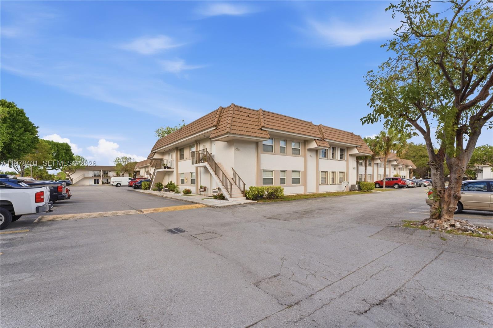 GREENTREE CONDO - Residential Lease