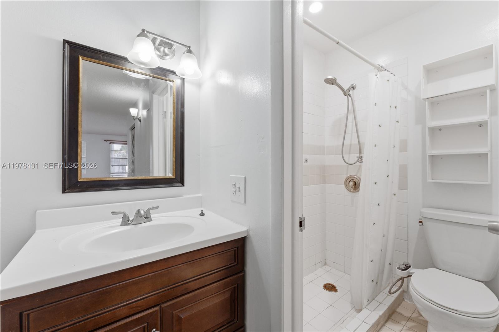 GREENTREE CONDO - Residential Lease