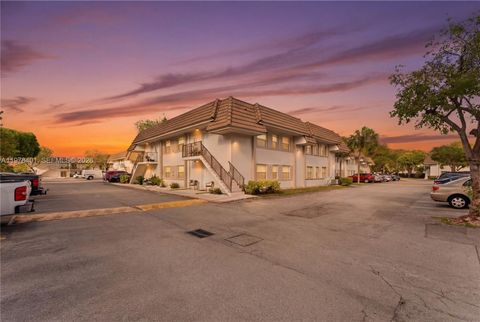 6921 SW 129th Ave 5 Miami FL 33183