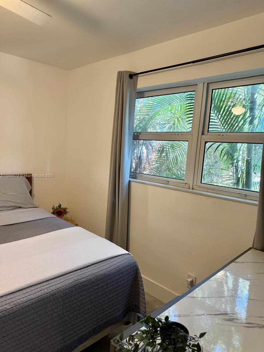 PLAYLAND ESTATES SEC 2 - Residential Lease