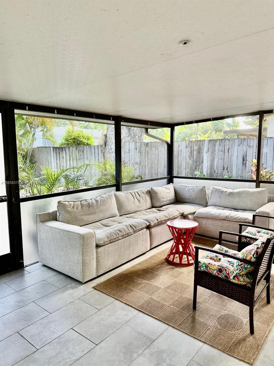 PLAYLAND ESTATES SEC 2 - Residential Lease