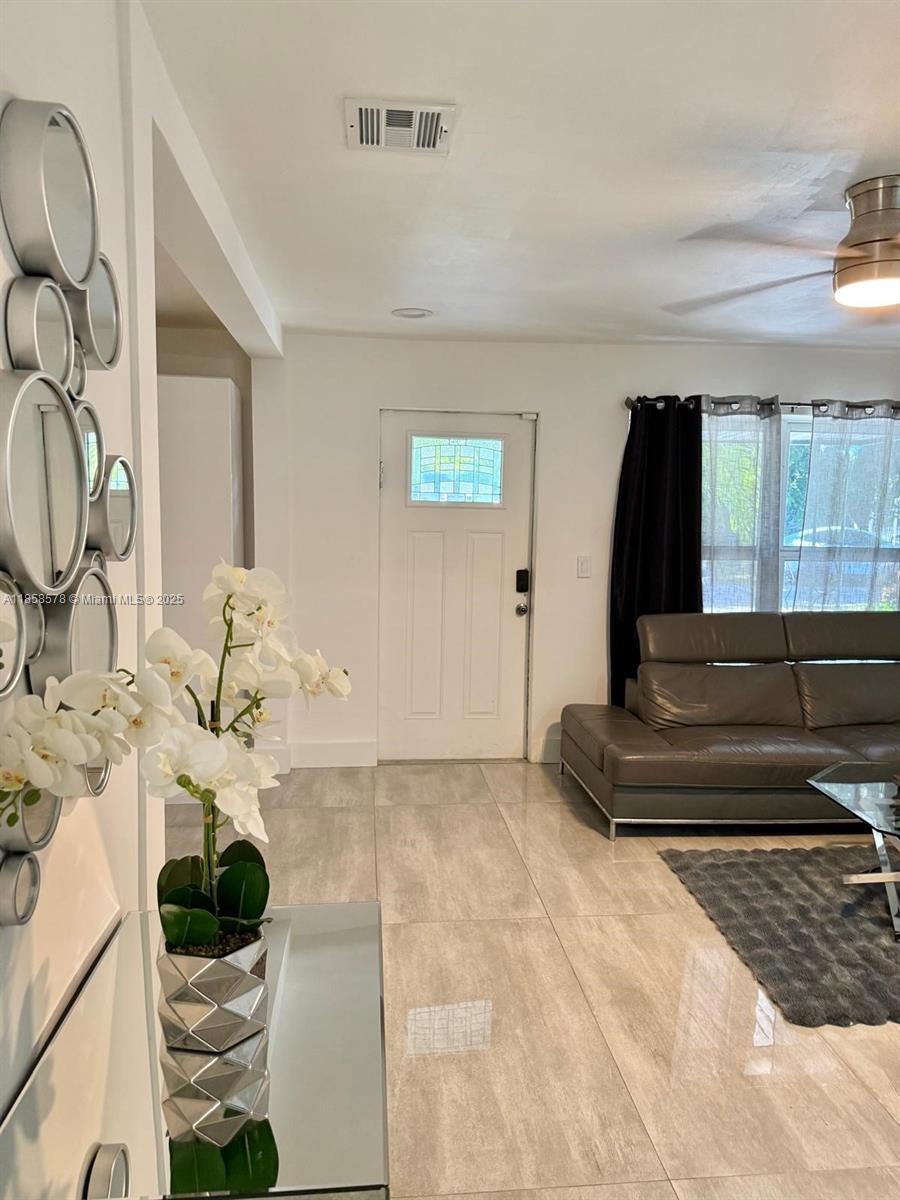 PLAYLAND ESTATES SEC 2 - Residential Lease