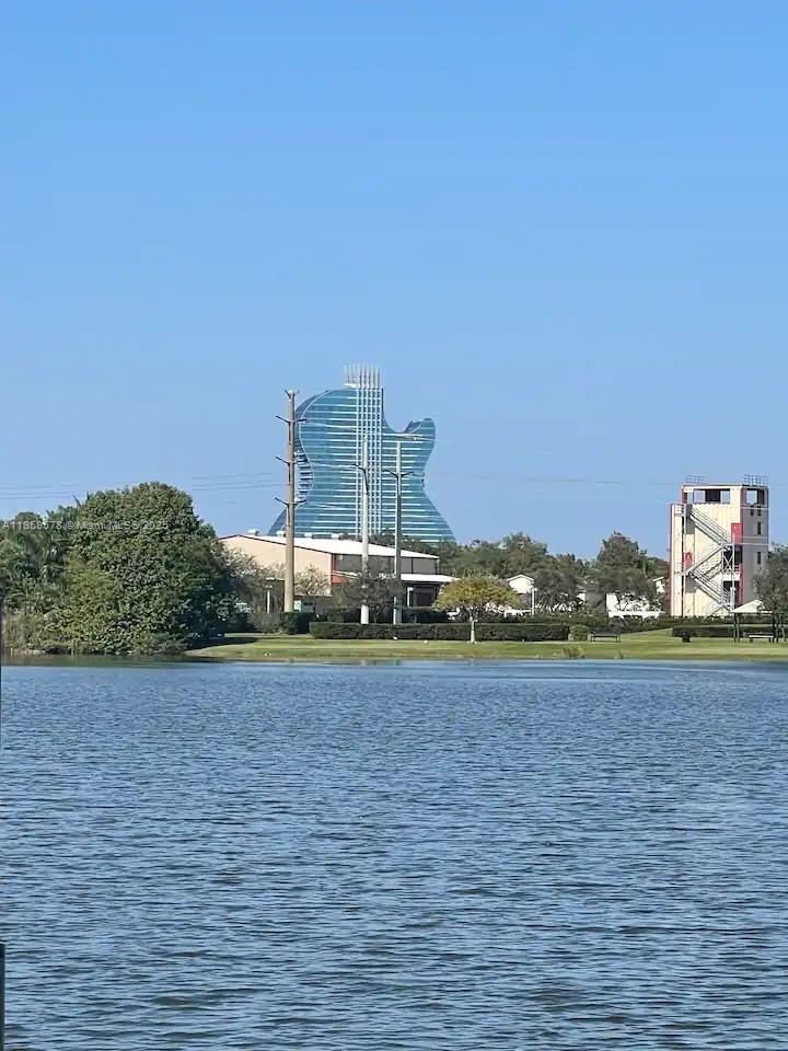 PLAYLAND ESTATES SEC 2 - Residential Lease