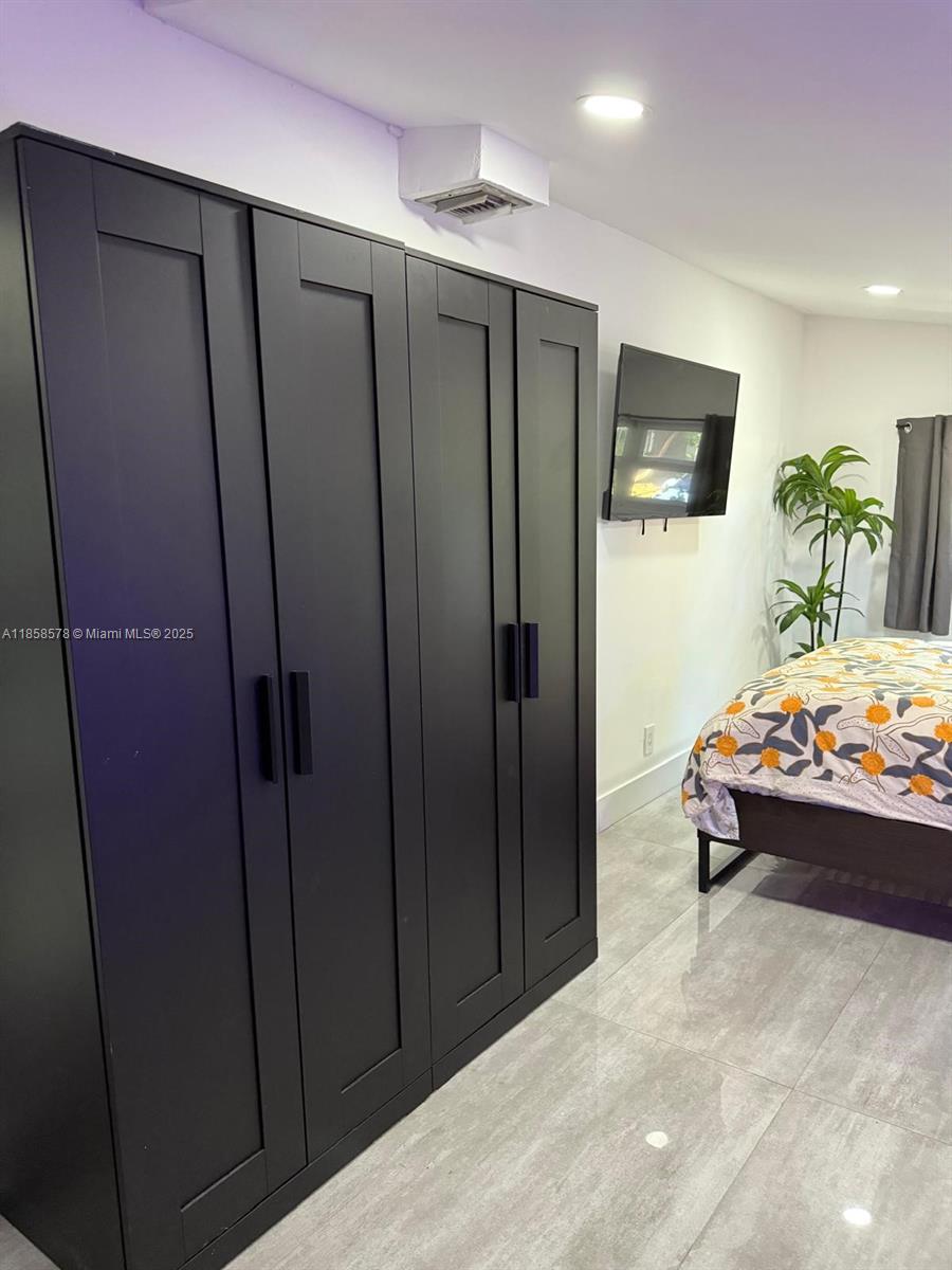 PLAYLAND ESTATES SEC 2 - Residential Lease