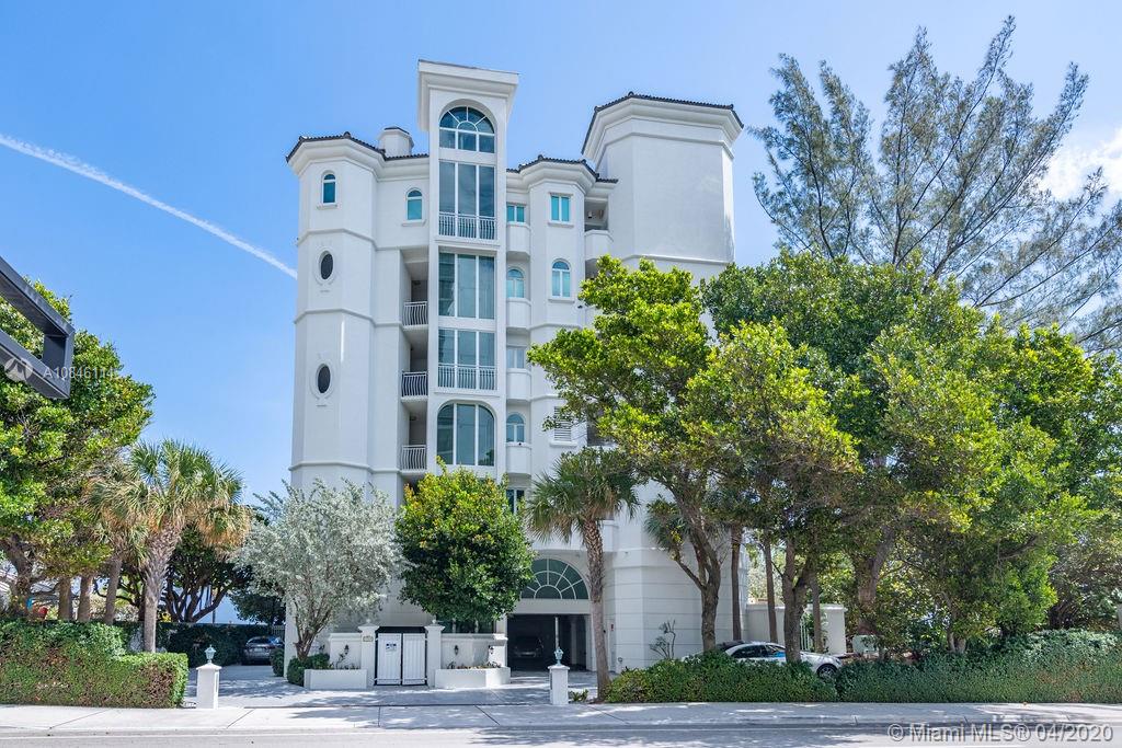 VILLA OCTAGON CONDO - Residential