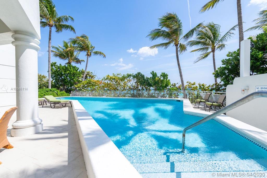 VILLA OCTAGON CONDO - Residential