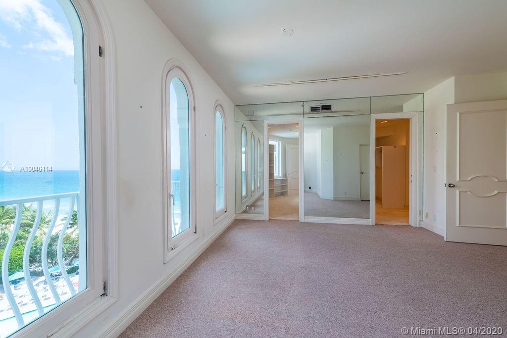 VILLA OCTAGON CONDO - Residential