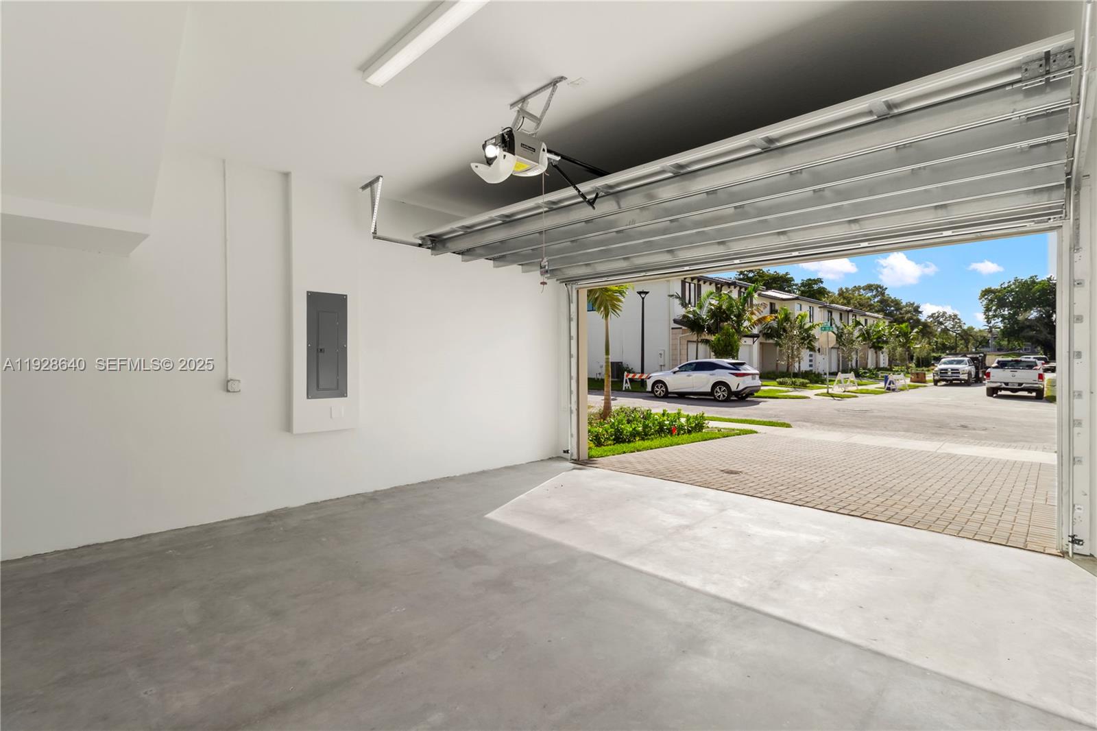 MARINA LANDINGS - Residential Lease