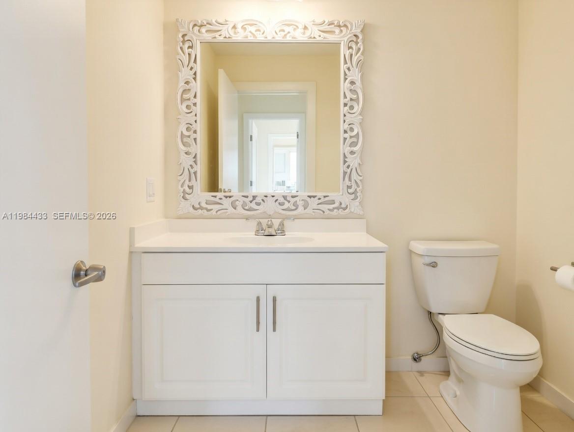 HOLLYBROOK GOLF AND - Land