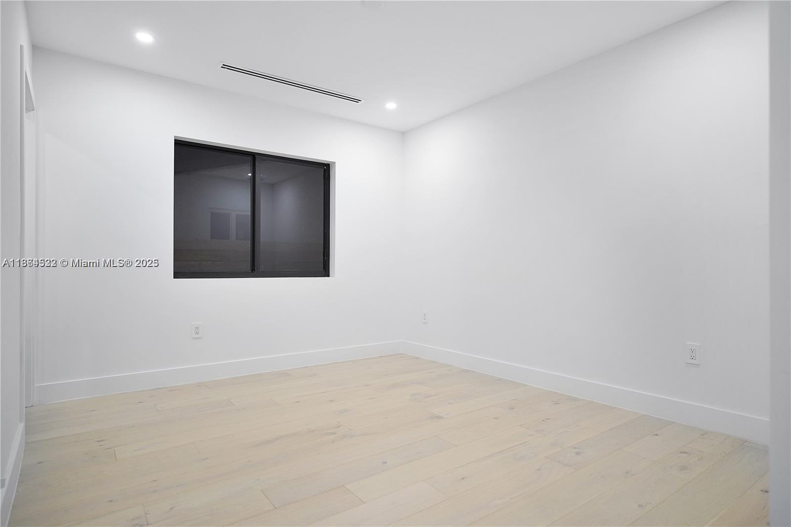 SHORECREST - Residential