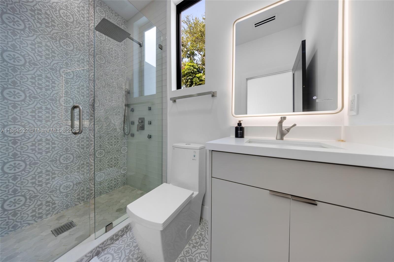 SHORECREST - Residential