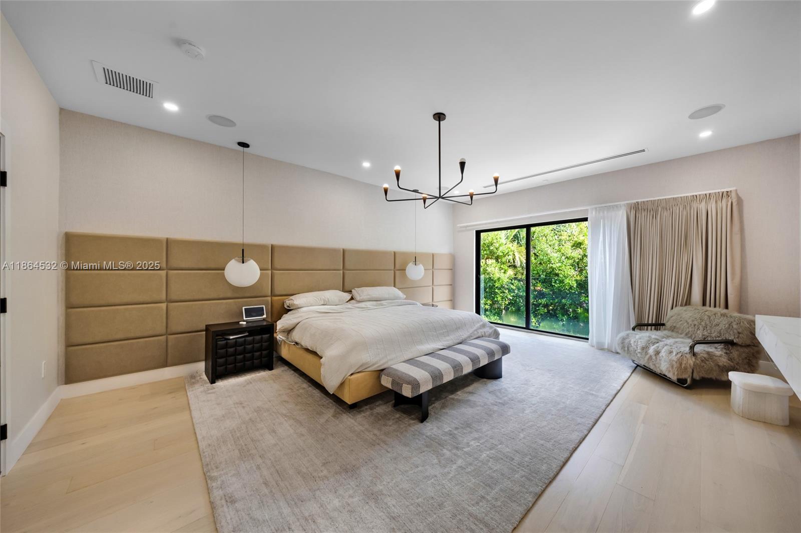 SHORECREST - Residential