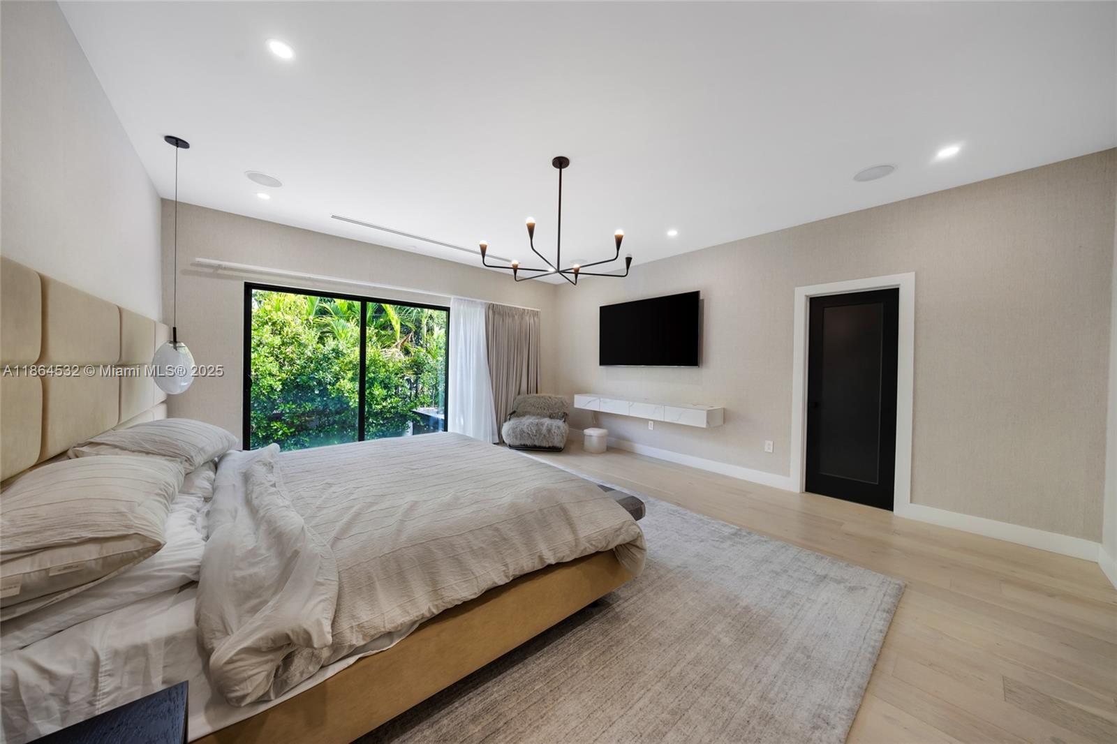 SHORECREST - Residential