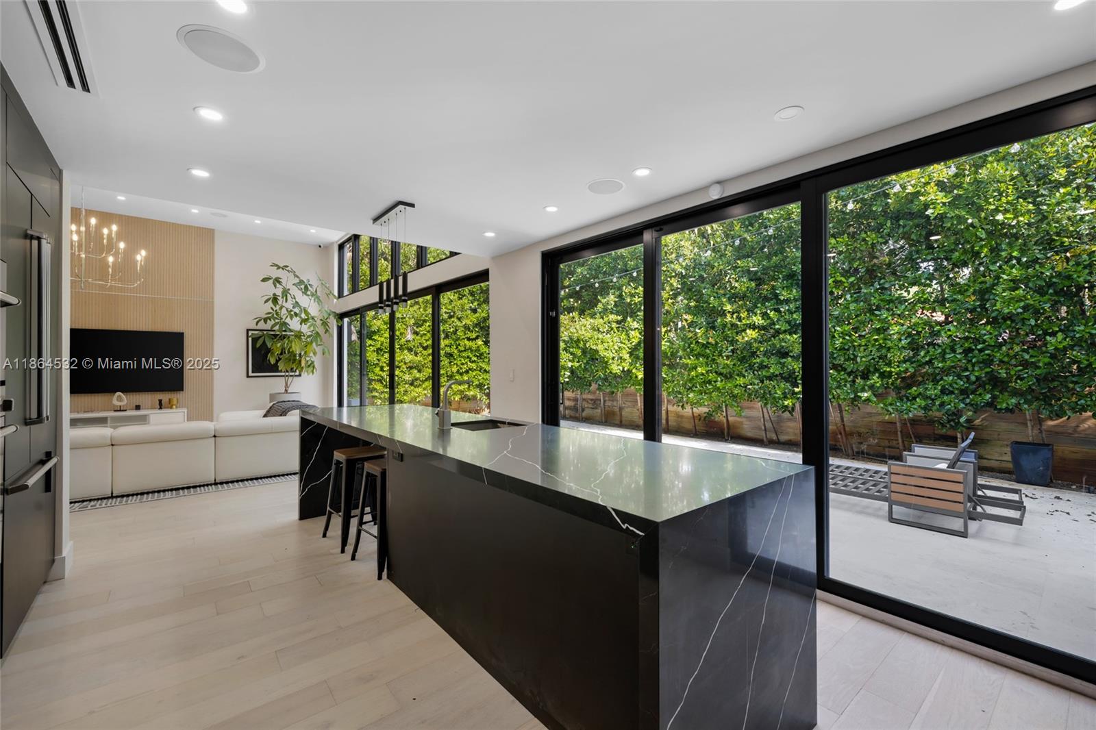 SHORECREST - Residential