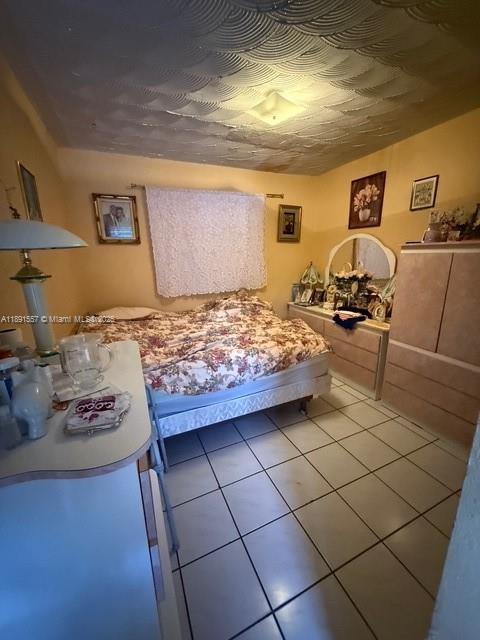 HIALEAH 3RD ADDN - Residential