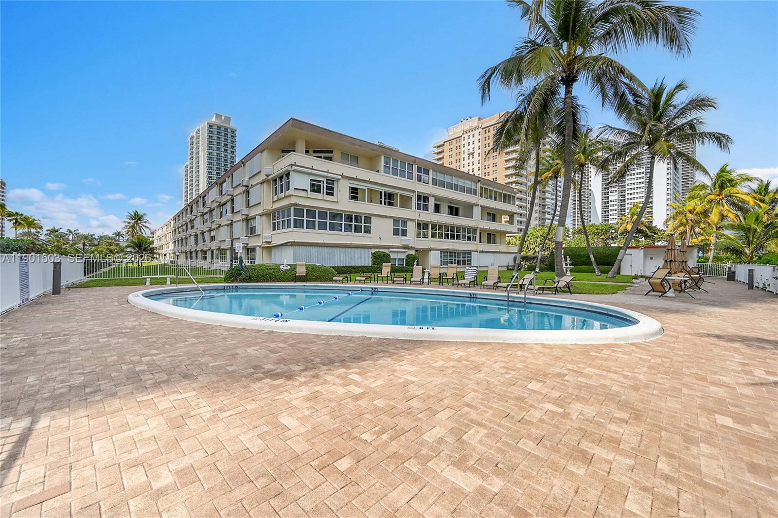 TAROMINA APTS CO-OP - Residential