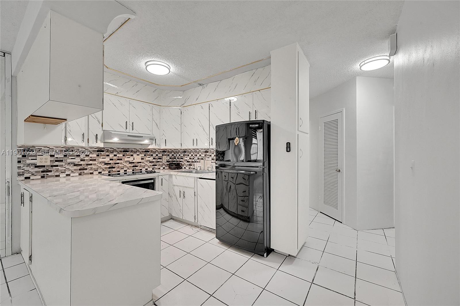 TAROMINA APTS CO-OP - Residential