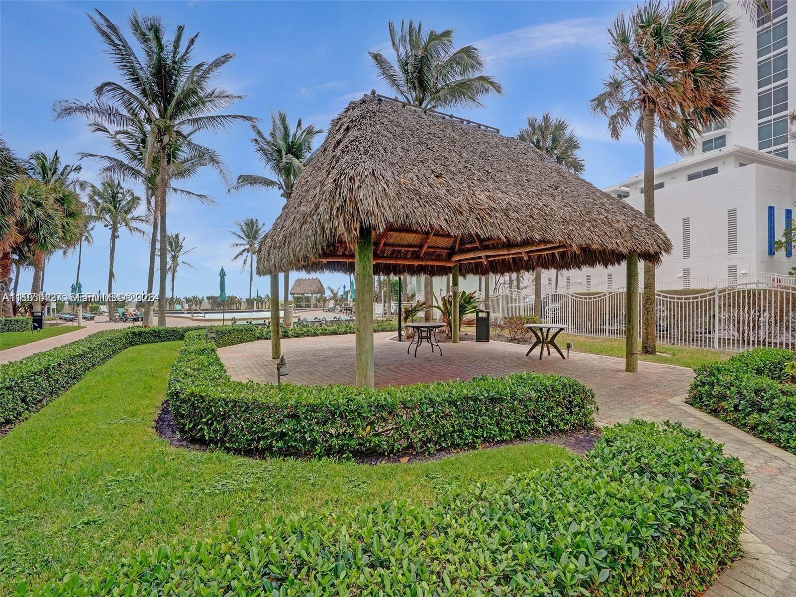 TIDES ON HOLLYWOOD BEACH - Residential