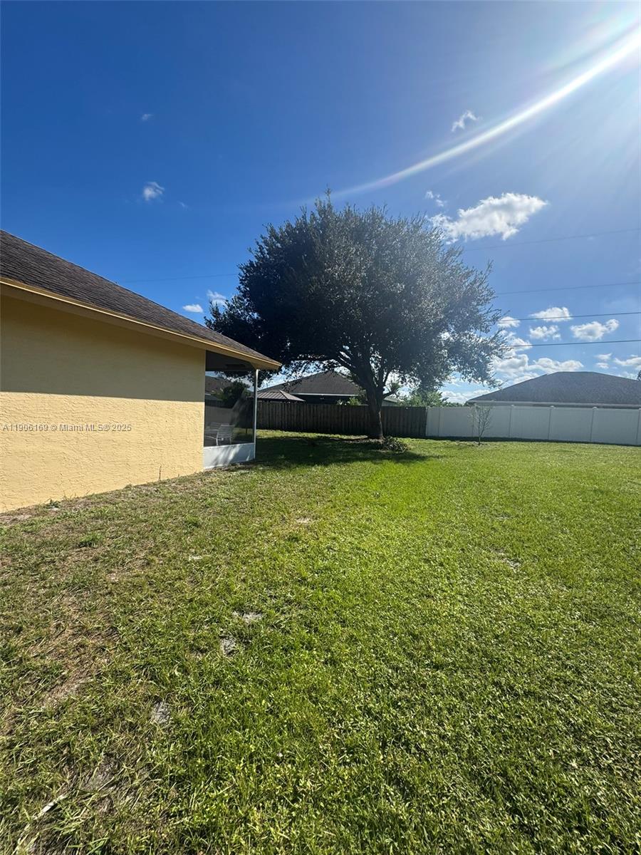 PORT ST LUCIE SECTION 21 - Residential Lease