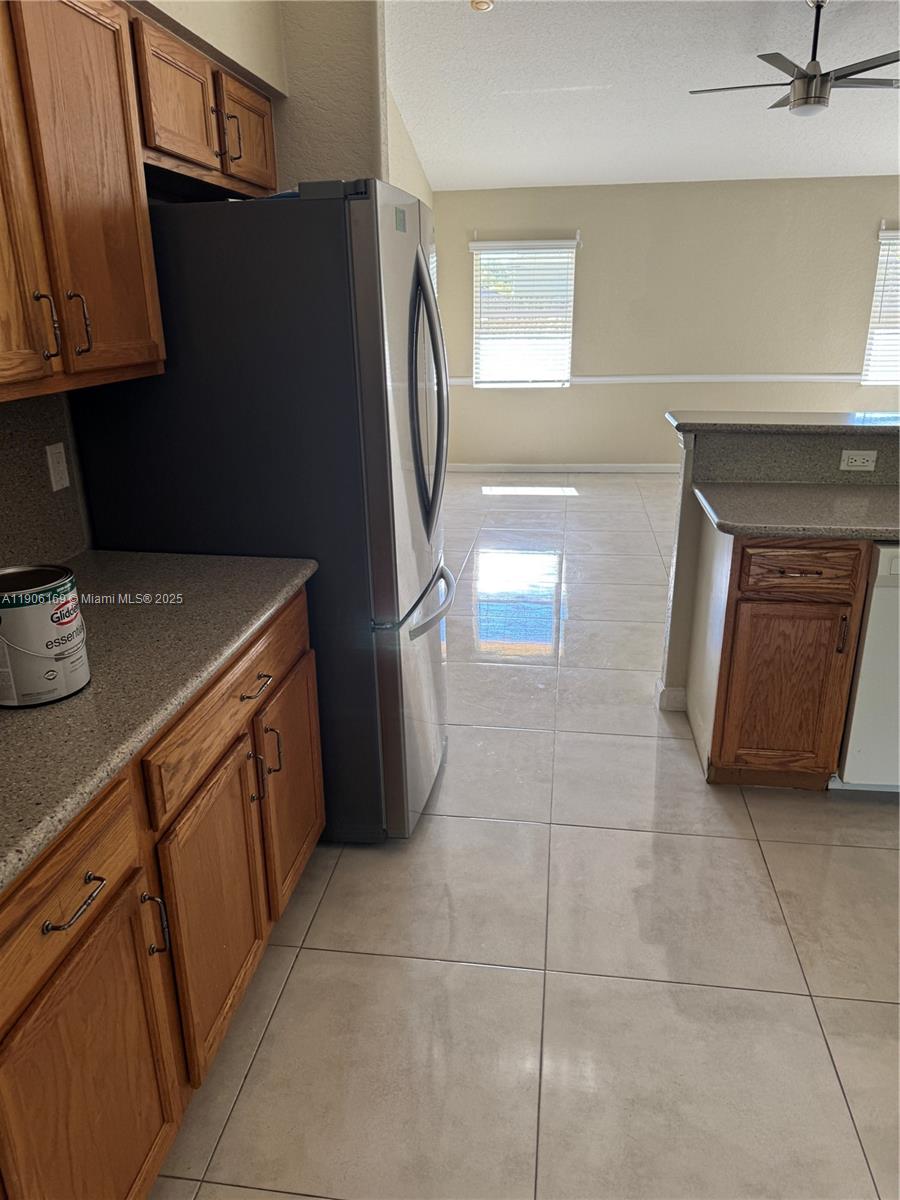 PORT ST LUCIE SECTION 21 - Residential Lease