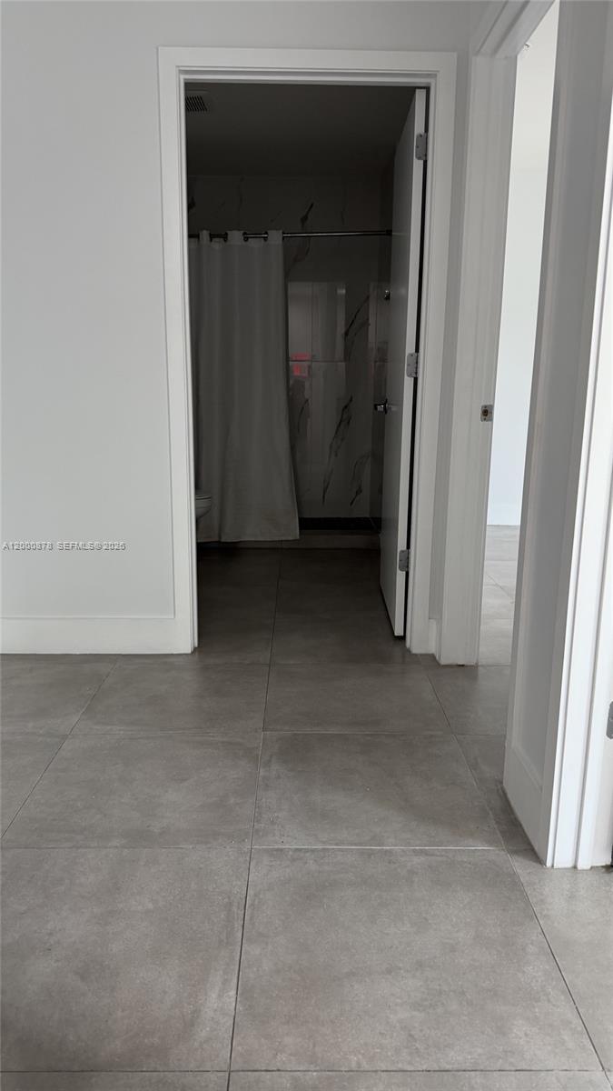 COUNTRY CLUB ESTATES SEC - Residential Lease