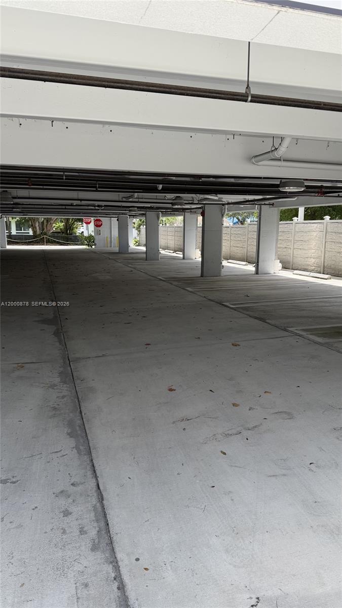 COUNTRY CLUB ESTATES SEC - Residential Lease