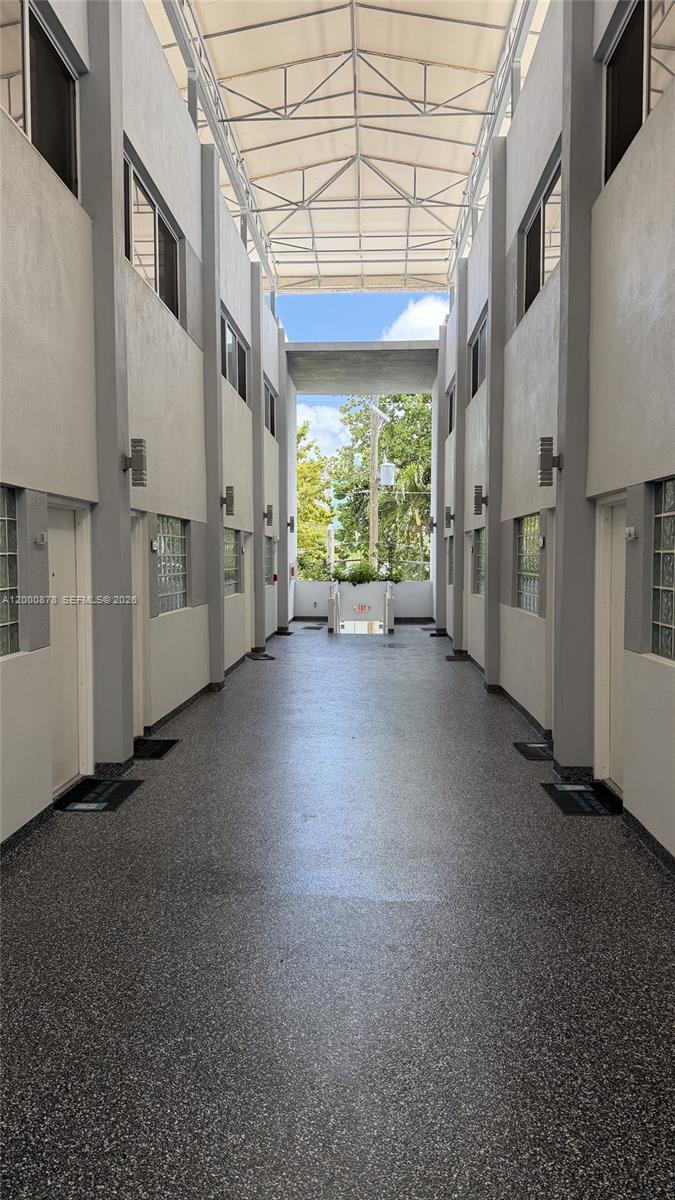 COUNTRY CLUB ESTATES SEC - Residential Lease