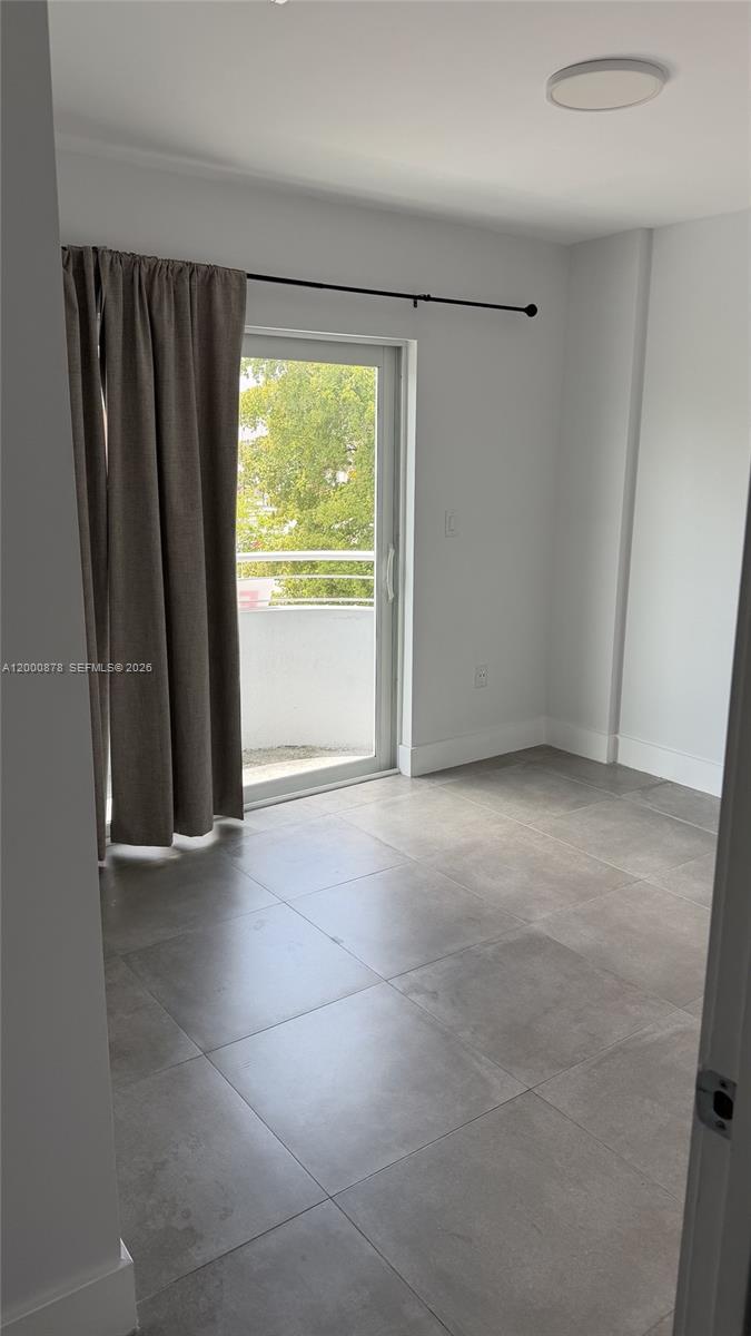 COUNTRY CLUB ESTATES SEC - Residential Lease