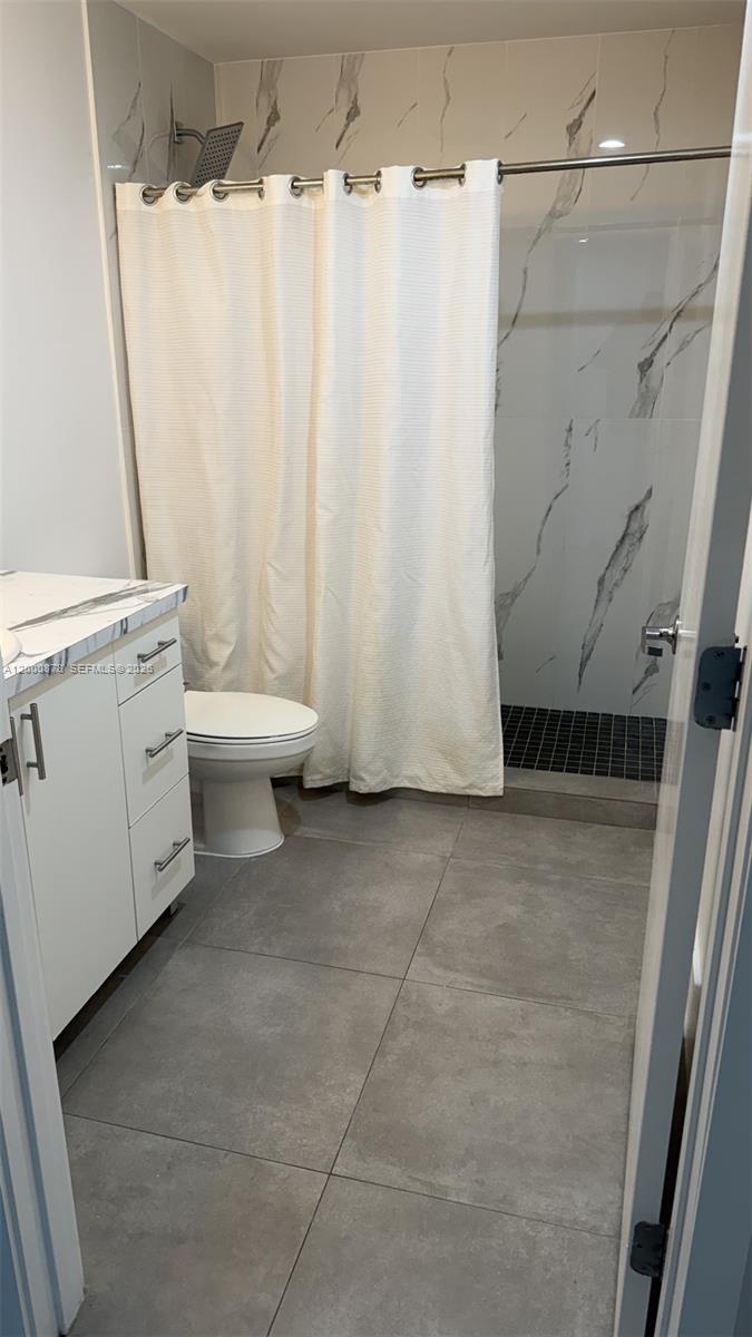 COUNTRY CLUB ESTATES SEC - Residential Lease