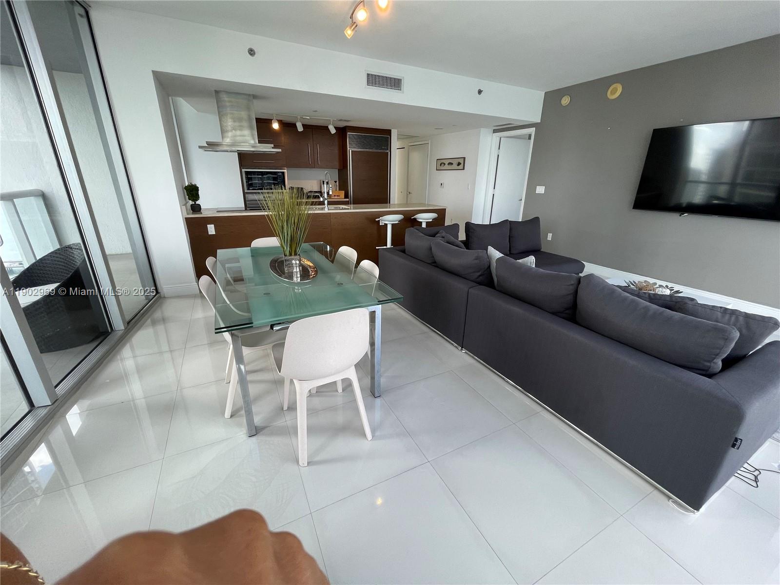 485 Brickell Ave 2602