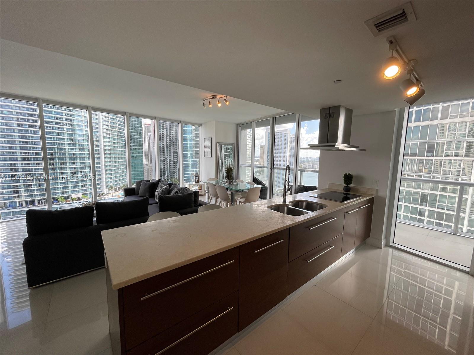 ICON BRICKELL CONDO NO 3 - Residential