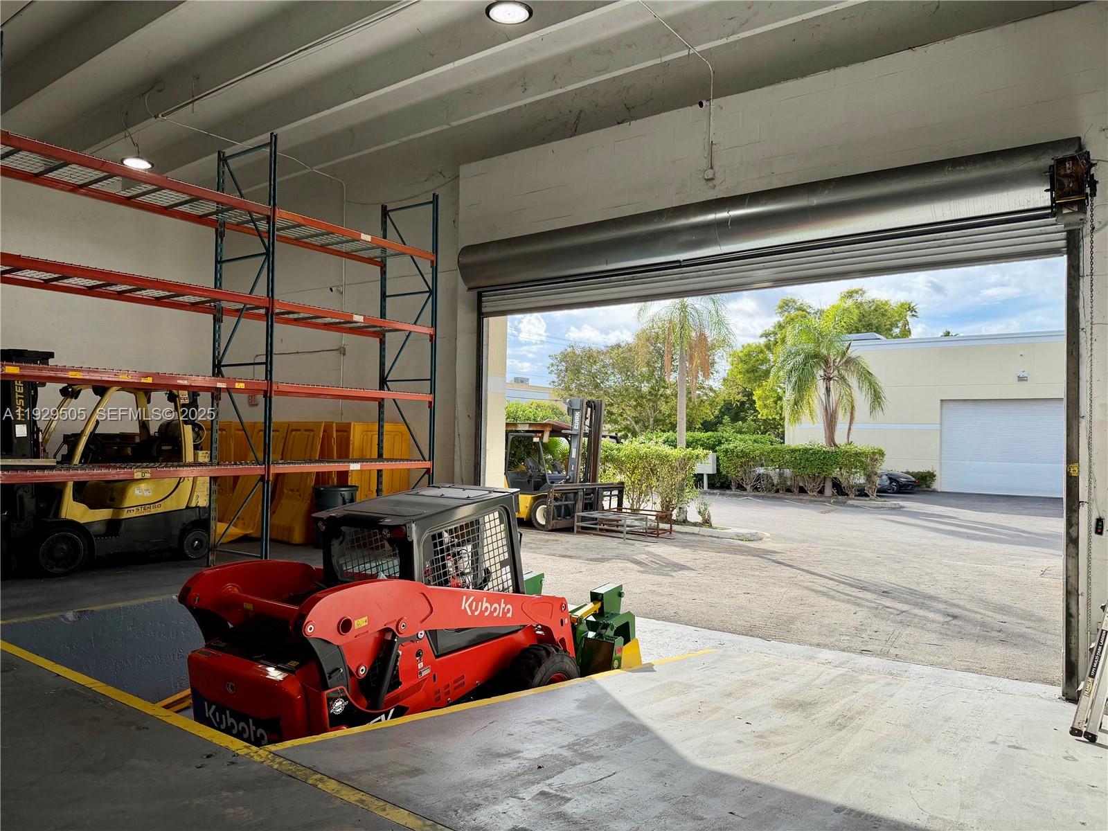 8001 NW 29th St 8001