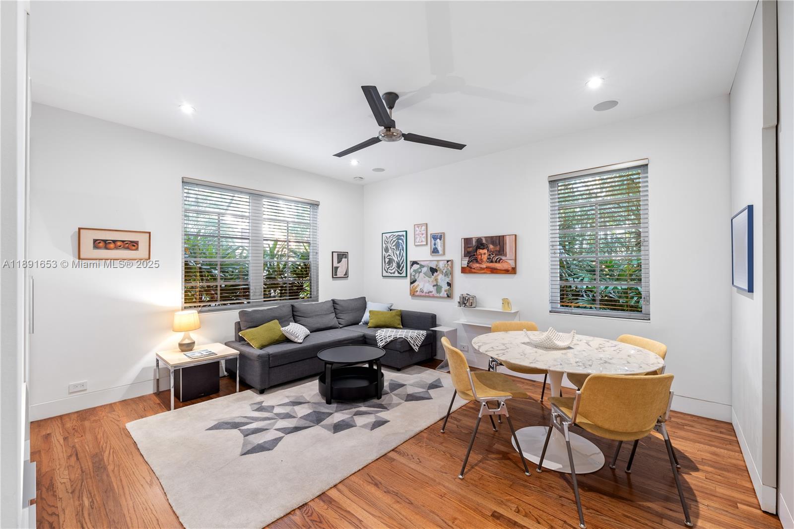 THE RIVIERA ARMS CONDO - Residential Lease
