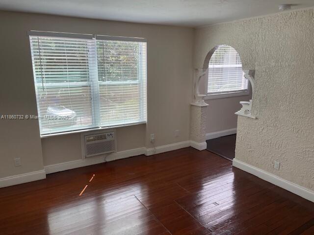 COLEE HAMMOCK - Residential Lease
