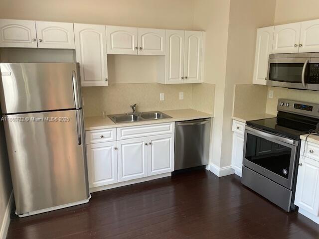 COLEE HAMMOCK - Residential Lease