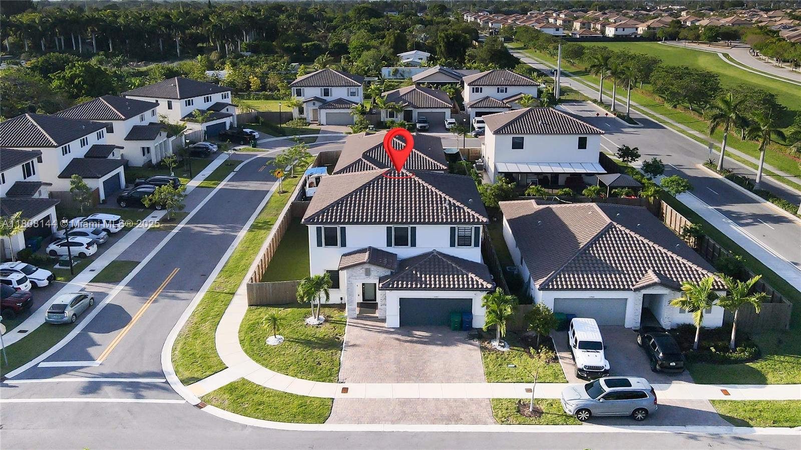 Property for Sale at 11911 Sw 239th St, Homestead, Miami-Dade County, Florida - Bedrooms: 5 
Bathrooms: 3  - $800,000