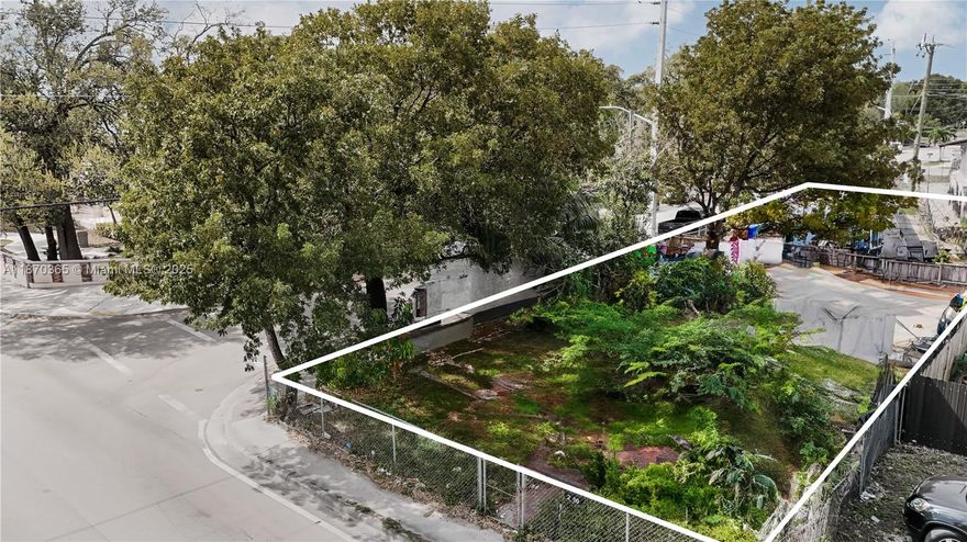 LAND ONLY SALE. Rare opportunity to secure a lot zoned Multifamily 2–9 units (T5-O) in one of Miami’s fastest-growing neighborhoods. The existing structure is scheduled for demolition. Seller is in the process of removing all violations, including demolition, and will deliver with a clean, marketable title. Ideal site for duplex, triplex, or multifamily development. Located minutes from Wynwood, Downtown Miami, and the Miami River, this property offers excellent potential for new construction, long-term investment, or future resale. Don’t miss this chance to build in a high-demand location!
