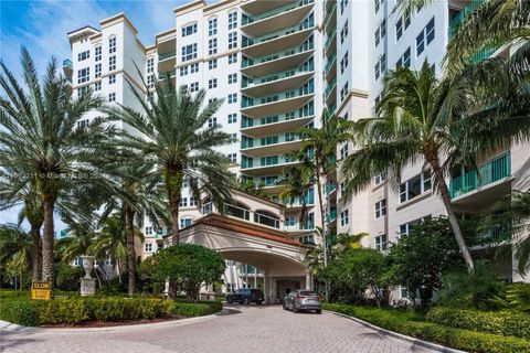 Condominium in Aventura FL 19900 Country Club Dr Dr.jpg