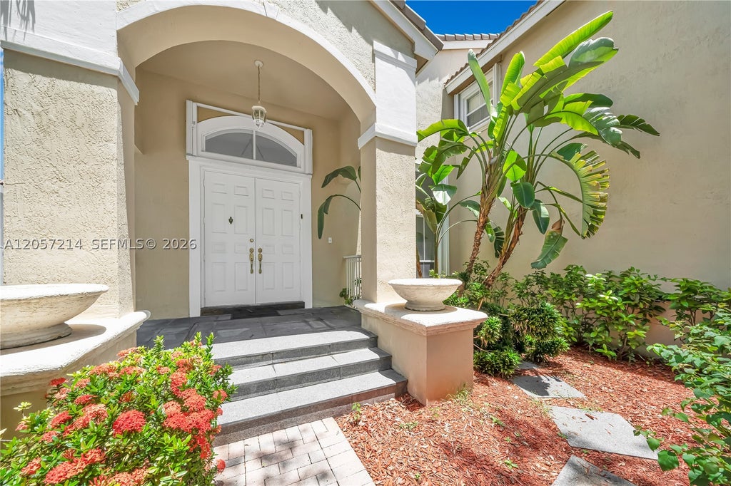 Photo of 5340 SW 33rd Ter, Hollywood, FL 33312 (MLS # A12057214)