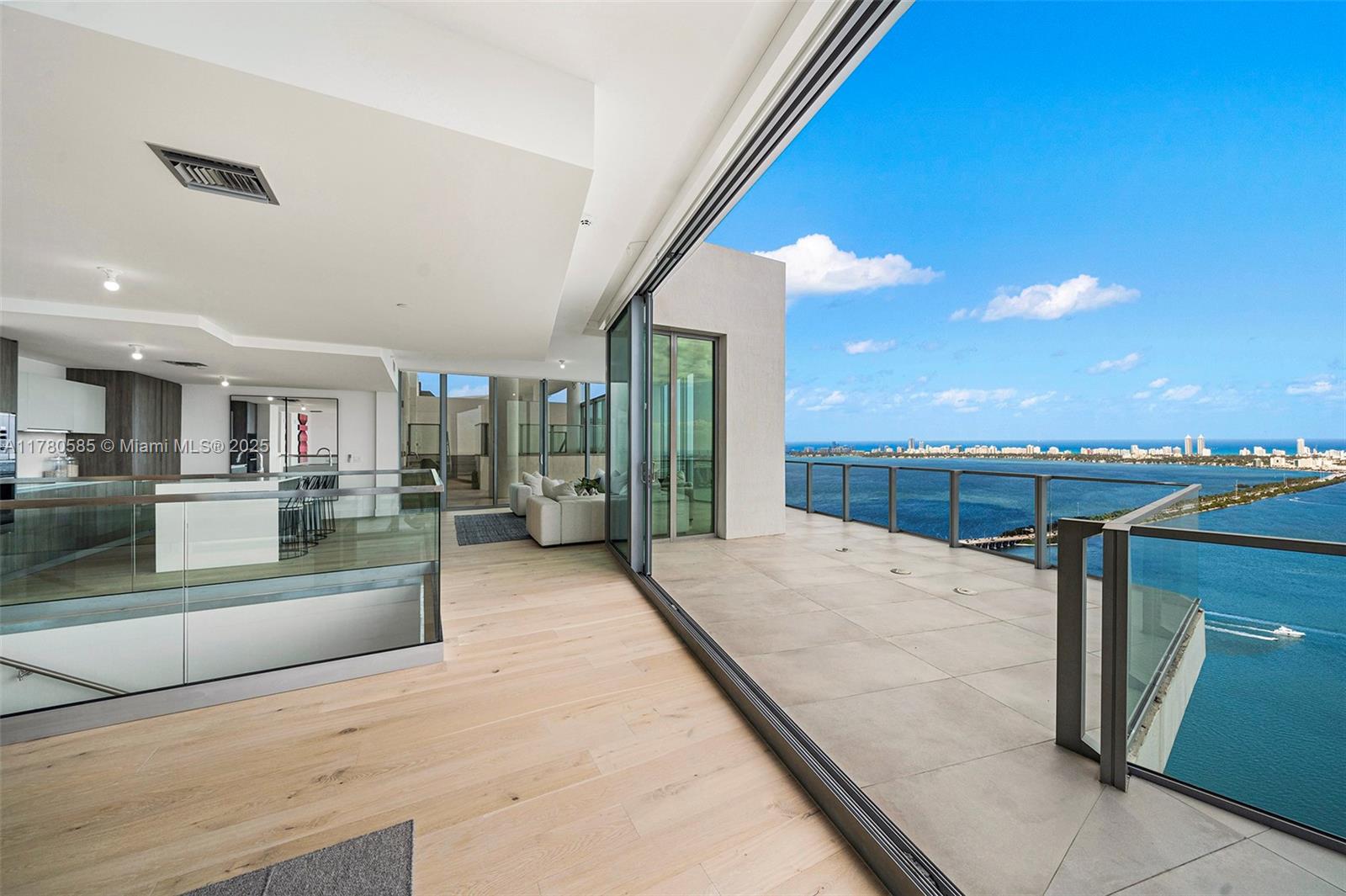 BISCAYNE BEACH CONDO - Residential