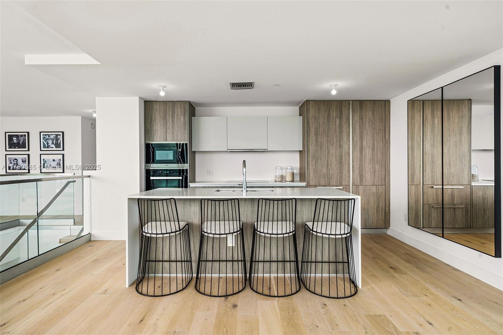 BISCAYNE BEACH CONDO - Residential