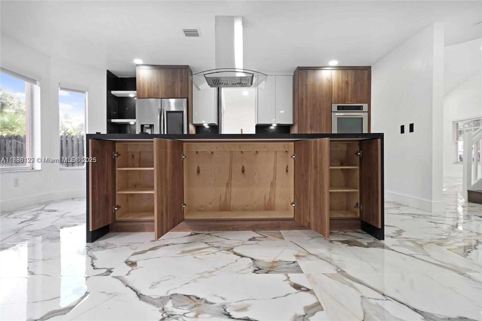 GROVE COMMERCIAL CENTER - Residential