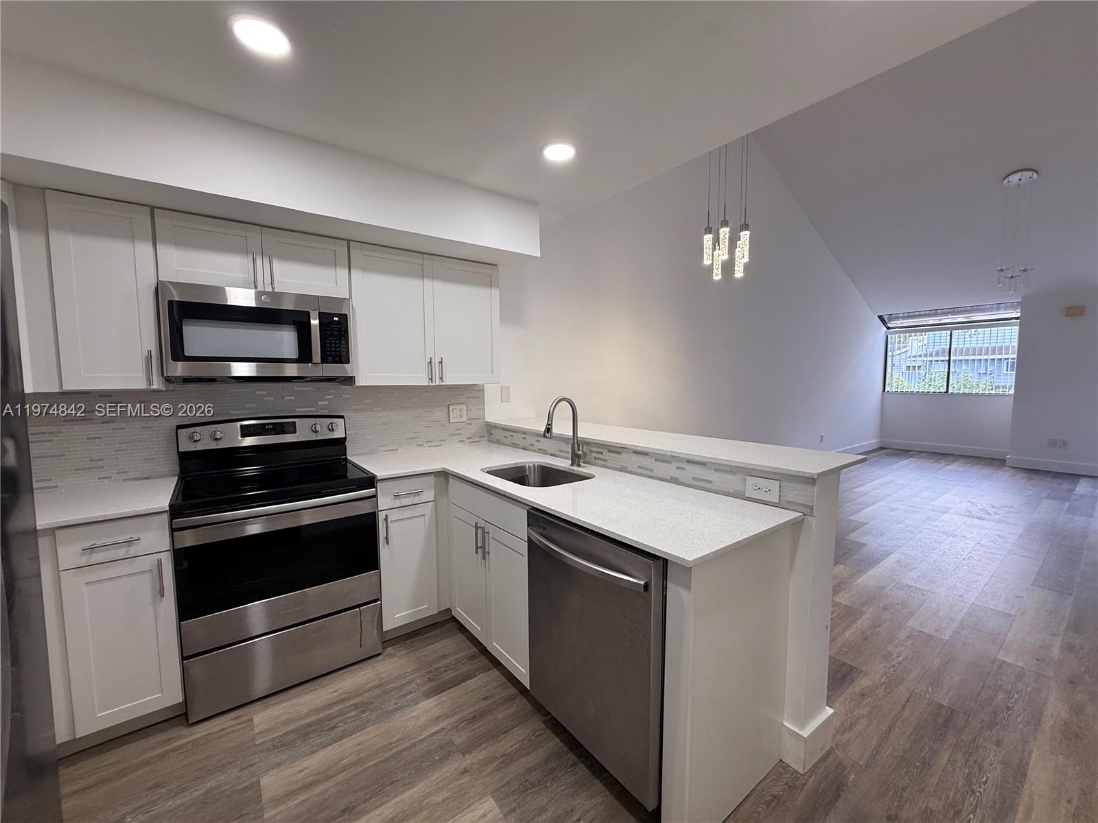 ROCK ISLAND LAND CORP - Residential